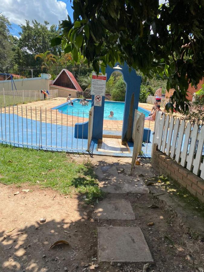 Вілла Camping Rio Manso. Атібая Екстер'єр фото